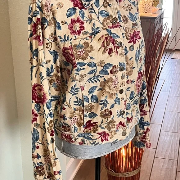 Vintage Lizwear Jeans Floral Corduroy Jacket by Liz Claiborne - Picture 4 of 15